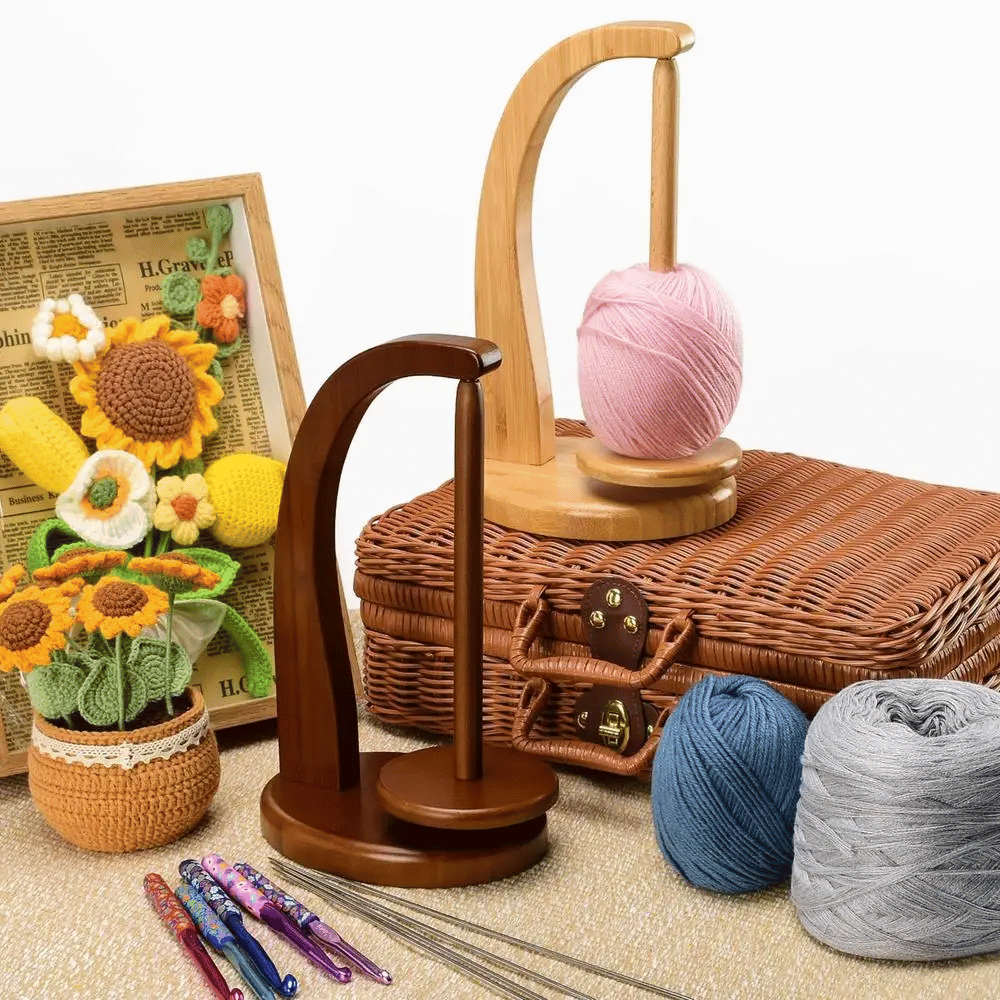 Crochet & Knitting Magnetic yarn holder