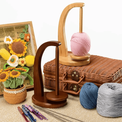 Crochet & Knitting Magnetic yarn holder
